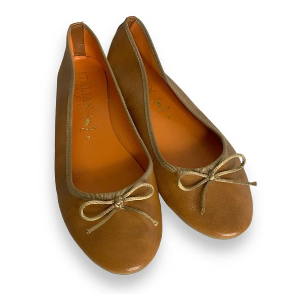 Brown Leather Flats with Bow - Picture 1 of 8